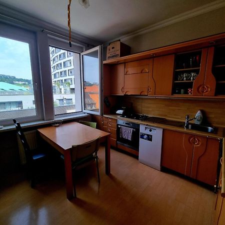 Big 4 Room Huge Apartment 브라티슬라바 외부 사진